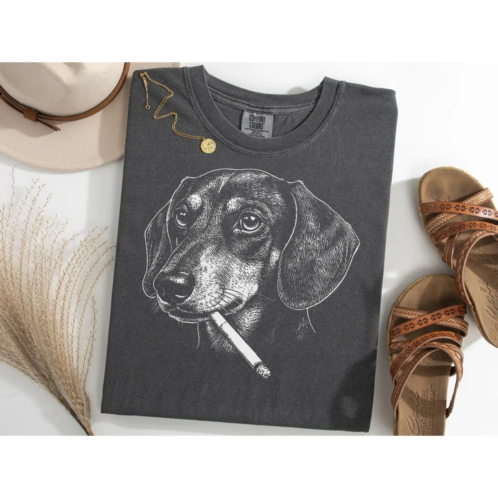 Camiseta Dachshund Smoking Mem - Vintage Fashion Gen Z avaliação e preço
